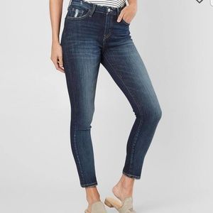 High Rise Ankle Skinny Destructive Jeans